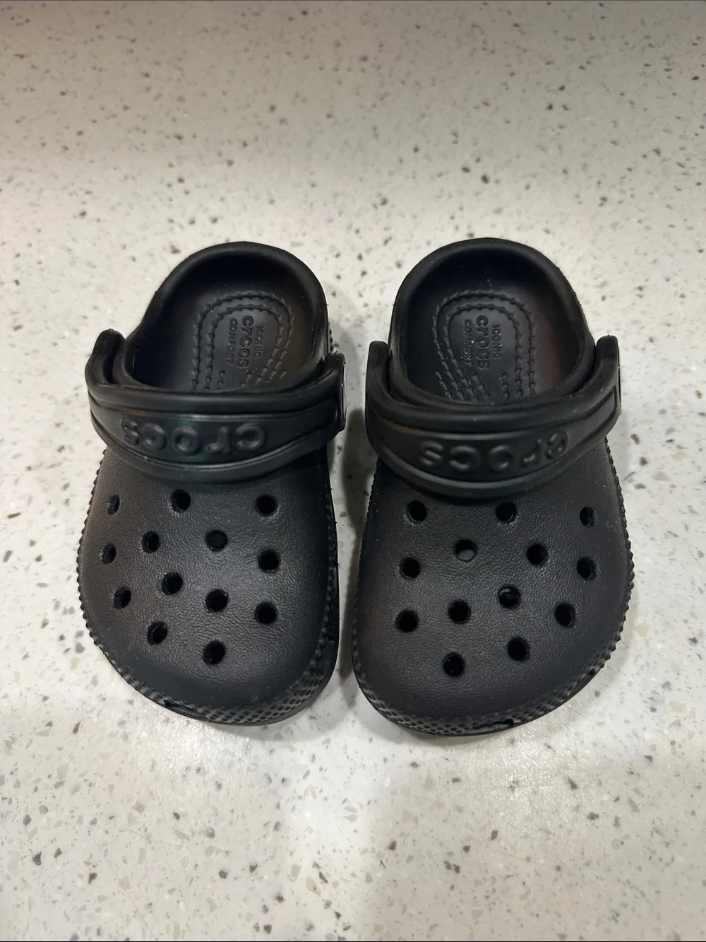 Crocs toddler size C5 black